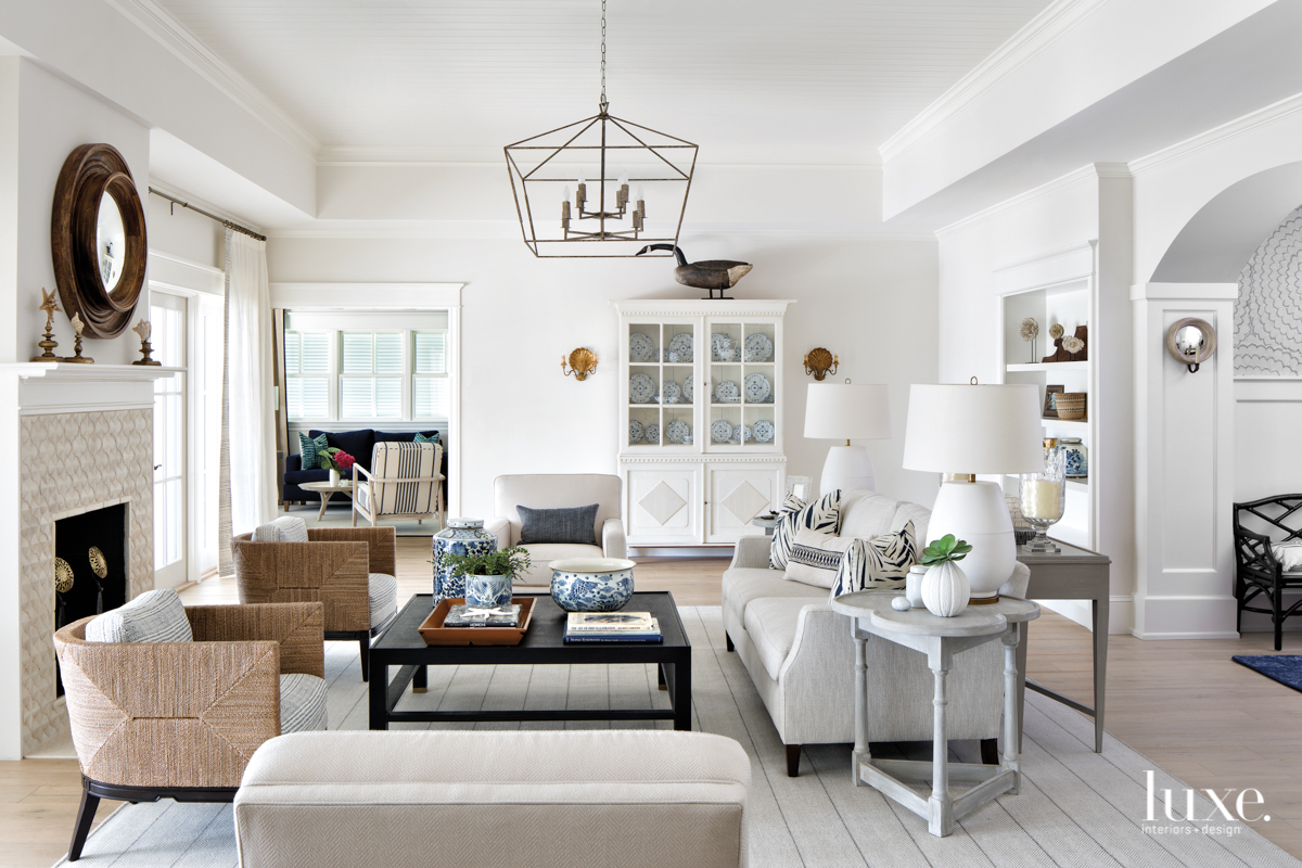 Kings Point Wallpaper Installer 3