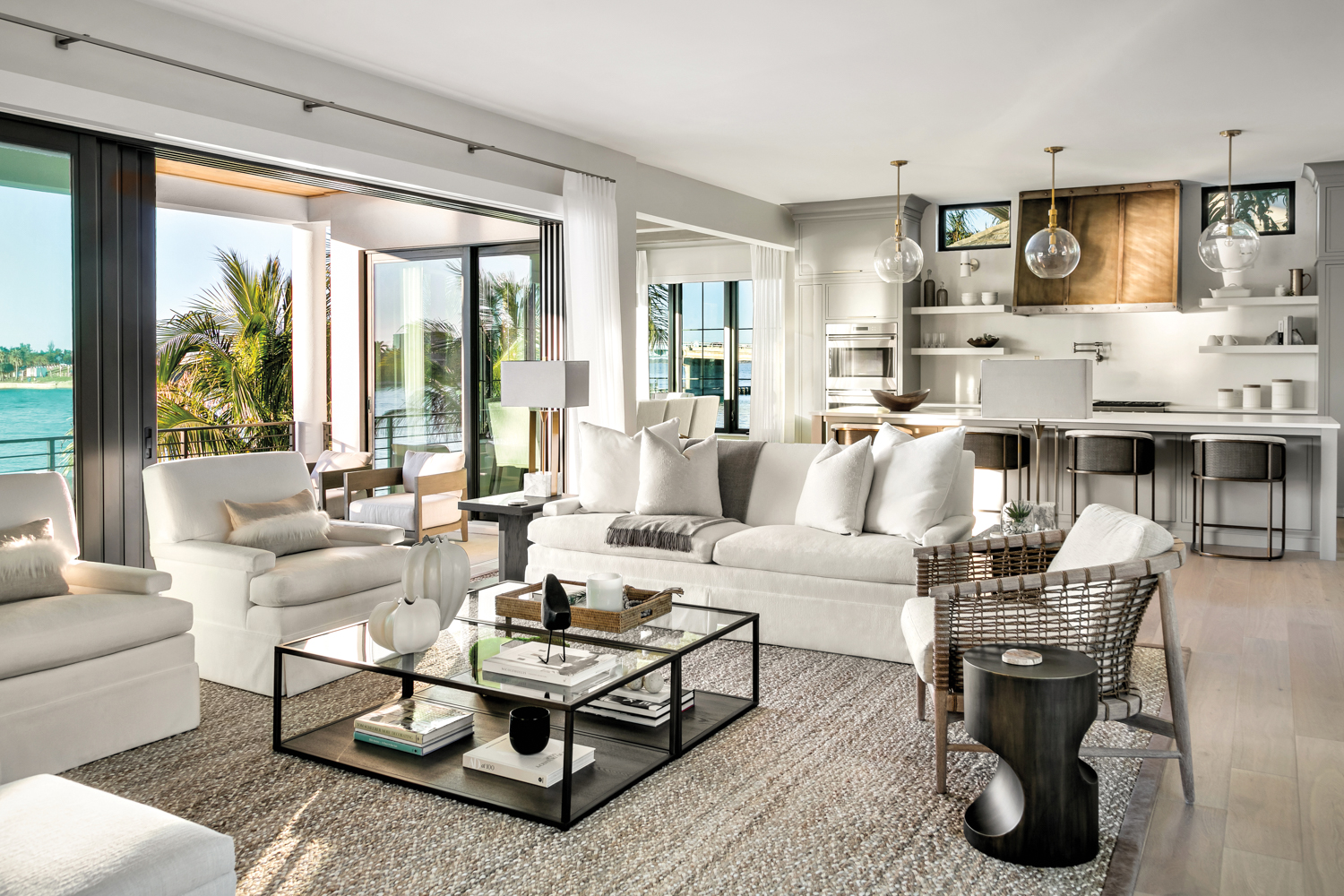 Kings Point Wallpaper Installer 4